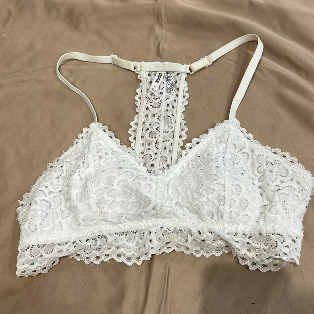 Mudd women’s White lace bralette